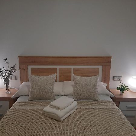 פלאסנסיה Apartamentos Clavero 10 מראה חיצוני תמונה