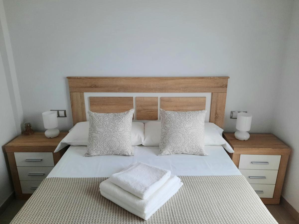 פלאסנסיה Apartamentos Clavero 10 מראה חיצוני תמונה